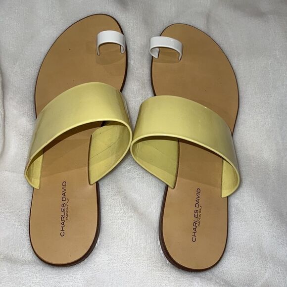 Charles David yellow and white sandals - Picture 4 of 4